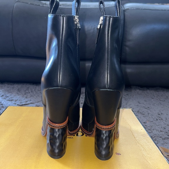 Fendi 2015 F/W Runway Boots - Picture 5 of 10